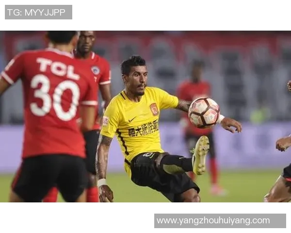 恒大与建业激战成平局赛场精彩瞬间回顾与分析